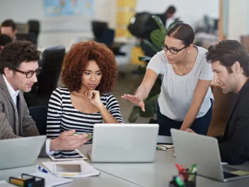Today’s Blog Industry Finance  Business Consulting. - 虎扑体育直播APP